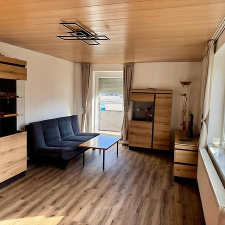 3 Zimmer Apartment Mit Flussblick - Self Check-In 埃根费尔登 外观 照片