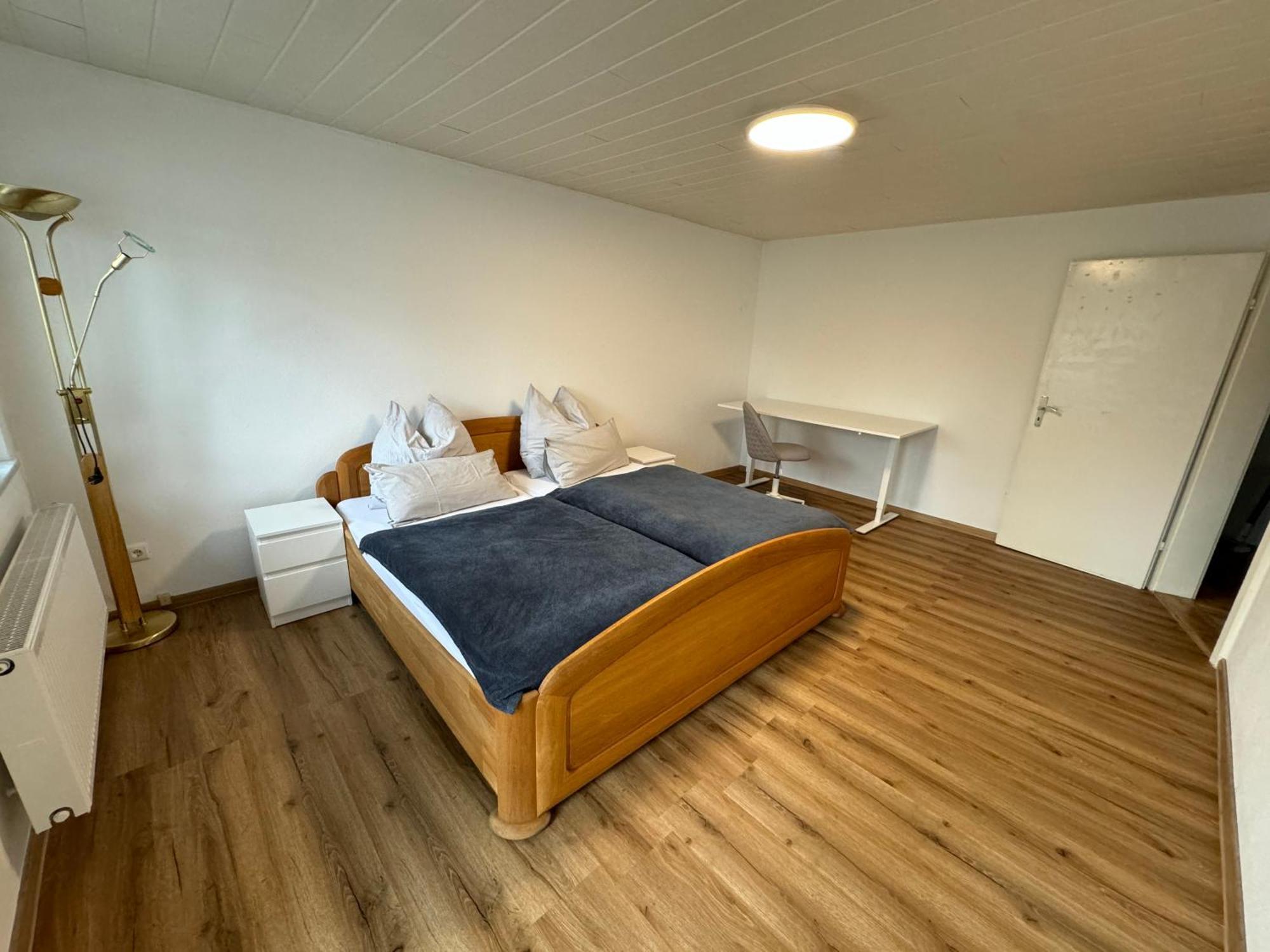 3 Zimmer Apartment Mit Flussblick - Self Check-In 埃根费尔登 外观 照片